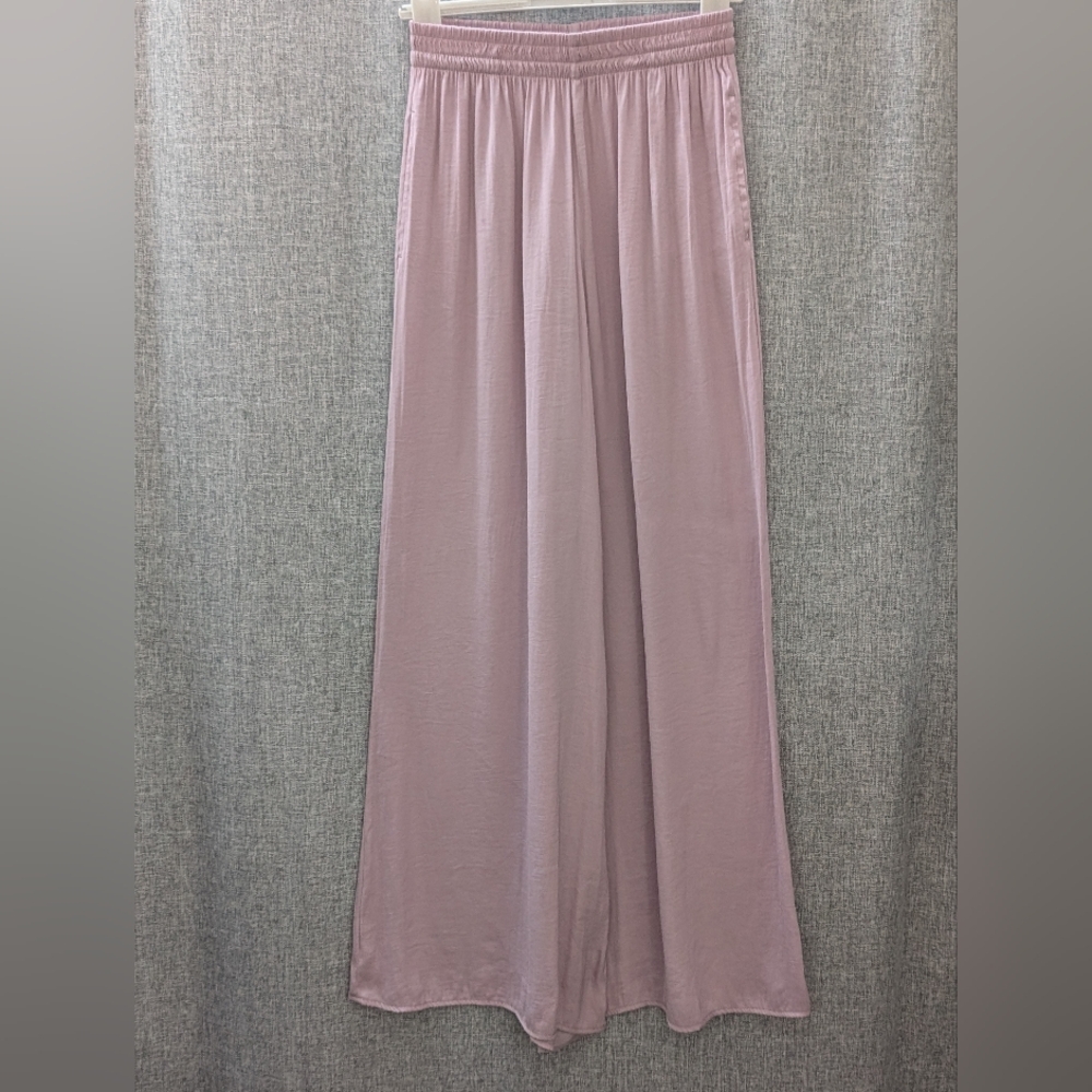 Silky Zara Lavender Palazzo Pant, Size Small - Picture 2 of 7